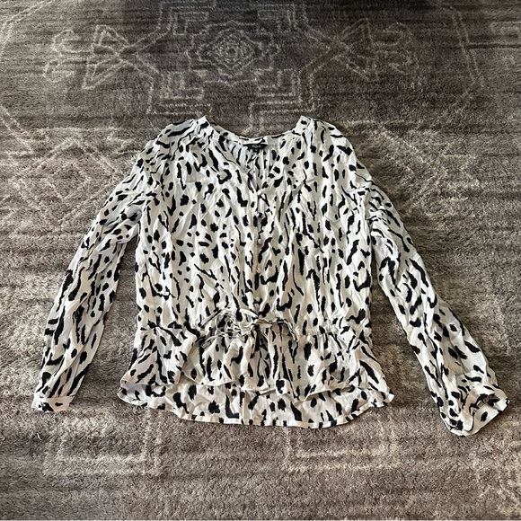 Rails Marti Ivory Cheetah Blouse Rayon - Picture 4 of 8